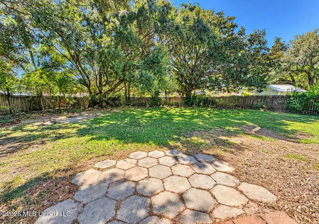 Photo 25 of Single family home for sale at 406 Woody Cir, Ocean Springs, MS 39564 | MLS# 4165456 | Listing updated on 2026-10-15