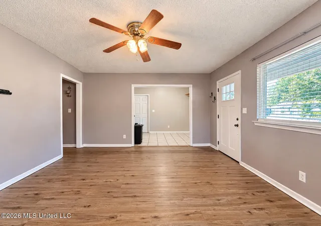 Photo 3 of Single family home for sale at 406 Woody Cir, Ocean Springs, MS 39564 | MLS# 4165456 | Listing updated on 2026-10-15