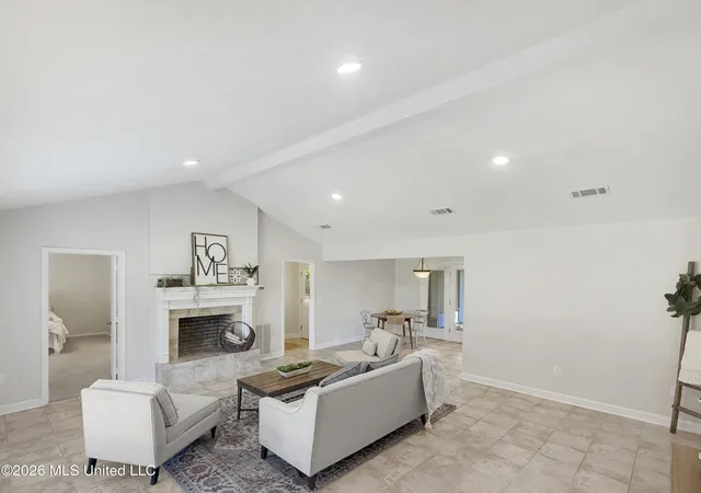 Photo 4 of Single family home for sale at 14 Thornhill Cvs, Brandon, MS 39042 | MLS# 4165487 | Listing updated on 2026-10-14
