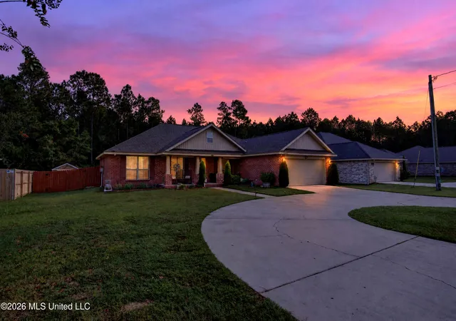 Photo 3 of Single family home for sale at 6836 Biddix Evans, Ocean Springs, MS 39564 | MLS# 4165540 | Listing updated on 2026-10-14