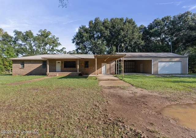 Photo 2 of Single family home for sale at 3123 Howell Tanner Chapel Rd, Lucedale, MS 39452 | MLS# 4165533 | Listing updated on 2026-10-15