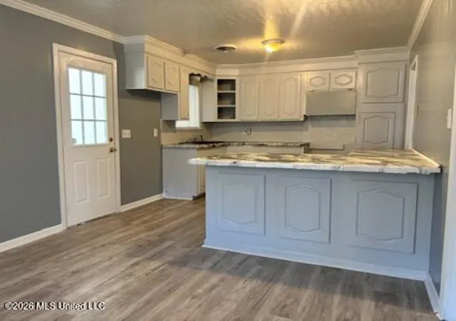 Photo 4 of Single family home for sale at 1645 Camellia Ln, Jackson, MS 39204 | MLS# 4165513 | Listing updated on 2026-10-14