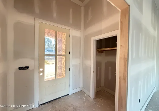 Photo 3 of Single family home for sale at 1216 Old Ct Xing, Flowood, MS 39232 | MLS# 4165508 | Listing updated on 2026-10-14