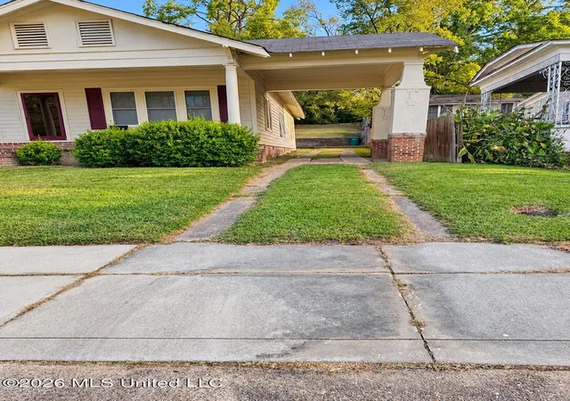 Photo 3 of Single family home for sale at 603 E Madison St, Yazoo City, MS 39194 | MLS# 4165511 | Listing updated on 2026-10-14
