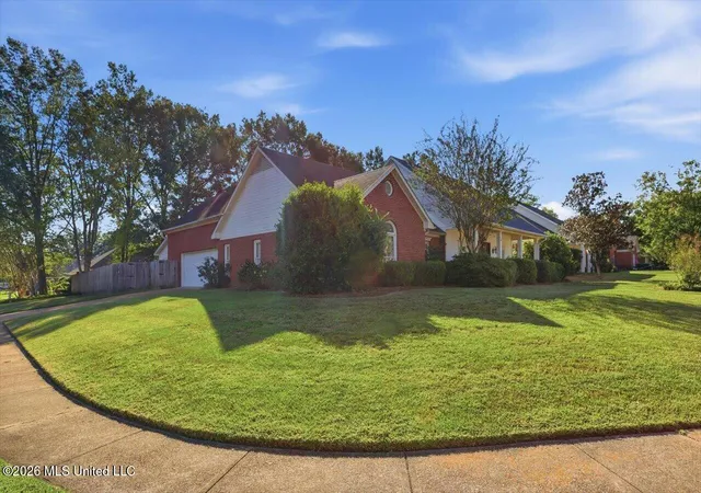 Photo 3 of Single family home for sale at 101 E Hill Dr, Madison, MS 39110 | MLS# 4165524 | Listing updated on 2026-10-16