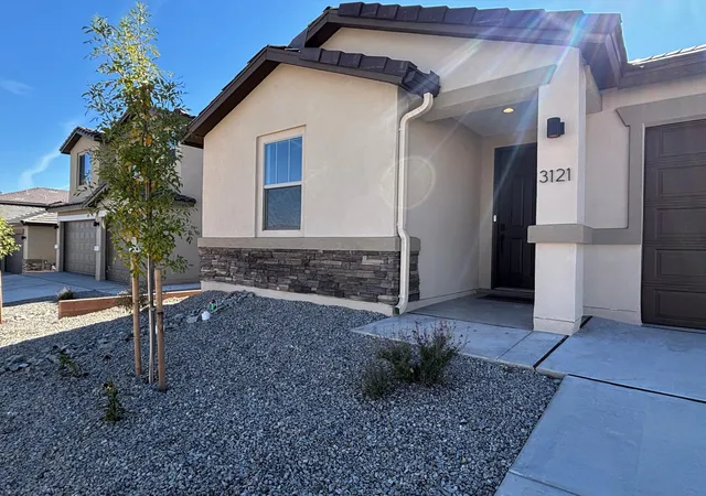 Photo 3 of Sale Pending at 3121 Alicia Ln Ne, Rio Rancho, NM 87124 | MLS# 1084510 | Listing updated on 2026-08-31