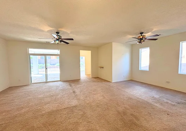 Photo 3 of Single family home for sale at 531 Rio Chama Cir Sw, Los Lunas, NM 87031 | MLS# 1091448 | Listing updated on 2026-09-12