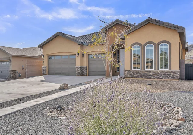 Photo 2 of Single family home for sale at 4281 Red River Rd Sw, Los Lunas, NM 87031 | MLS# 1093458 | Listing updated on 2026-09-22