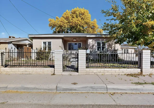 Photo 3 of Sale Pending at 2715 Floral Rd Nw, Albuquerque, NM 87104 | MLS# 1094355 | Listing updated on 2026-09-03