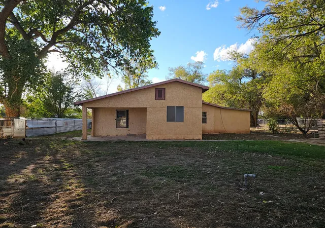 Photo 2 of Manufactured home for sale at 22 Miguel Rd, Los Lunas, NM 87031 | MLS# 1094456 | Listing updated on 2026-09-07