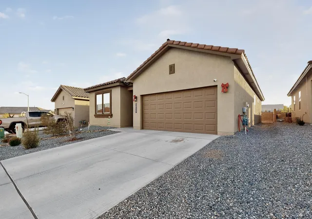 Photo 1 of Single family home for sale at 1933 Tesoro Loop Nw, Los Lunas, NM 87031 | MLS# 1094629 | Listing updated on 2026-09-10