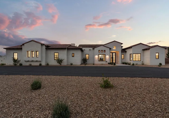 Photo 2 of Single family home for sale at 8601 Beverly Hills Ave Ne, Albuquerque, NM 87122 | MLS# 1096175 | Listing updated on 2026-09-09