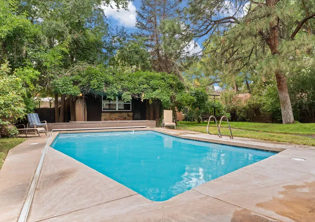 Photo 2 of Single family home for sale at 1504 N Lucyle Pl Nw, Albuquerque, NM 87114 | MLS# 1096192 | Listing updated on 2026-09-18