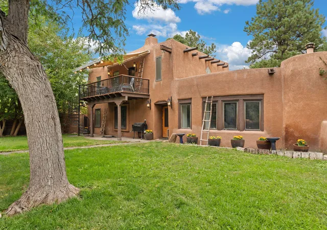 Photo 4 of Single family home for sale at 1504 N Lucyle Pl NW, Albuquerque, NM 87114 | MLS# 1096192 | Listing updated on 2026-09-18