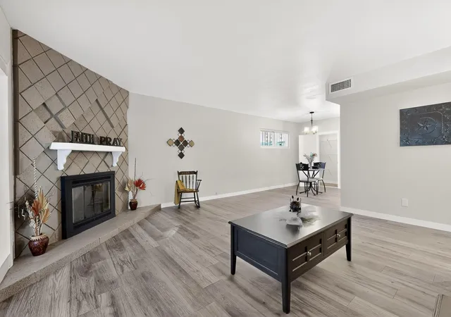 Photo 2 of Single family home for sale at 10401 Princess Jeanne Ave Ne, Albuquerque, NM 87112 | MLS# 1096221 | Listing updated on 2026-09-18