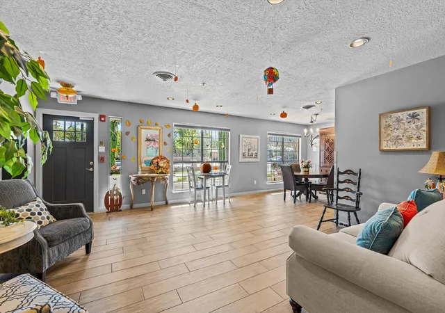 Photo 4 of Multi family home for sale at 1711 Park Ave SW, Albuquerque, NM 87104 | MLS# 1097514 | Listing updated on 2026-09-08