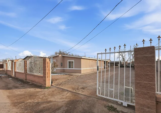 Photo 3 of Single family home for sale at 2524 Mares Rd Sw, Albuquerque, NM 87105 | MLS# 1097847 | Listing updated on 2026-09-12