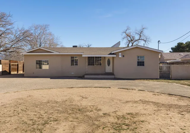 Photo 1 of Sale Pending at 1048 Goff Blvd Sw, Albuquerque, NM 87105 | MLS# 1098291 | Listing updated on 2026-09-07