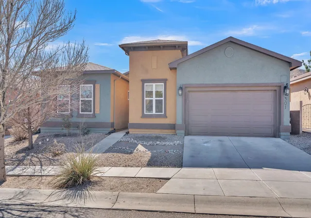Photo 2 of Single family home for sale at 301 Zuni River Cir Sw, Los Lunas, NM 87031 | MLS# 1098836 | Listing updated on 2026-09-22
