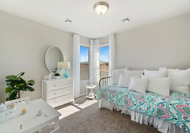 Photo 2 of Sale Pending at 3336 Dijamant Lp Se, Rio Rancho, NM 87124 | MLS# 1099048 | Listing updated on 2026-09-16