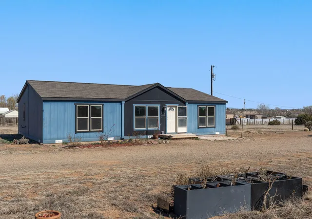Photo 4 of Sale Pending at 6 Thunderchief Ln, Edgewood, NM 87015 | MLS# 1099232 | Listing updated on 2026-08-31
