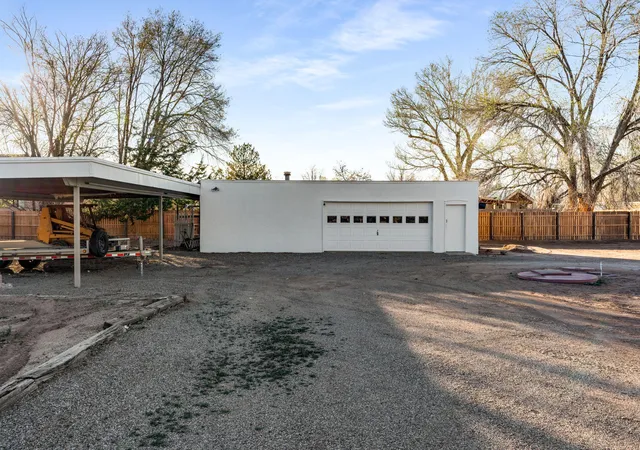 Photo 38 of Single family home for sale at 1105 Salamanca St Nw, Los Ranchos, NM 87107 | MLS# 1099416 | Listing updated on 2026-09-09
