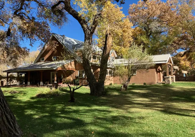 Photo 2 of Single family home for sale at 160 Andrews Ln, Corrales, NM 87048 | MLS# 1099508 | Listing updated on 2026-09-16