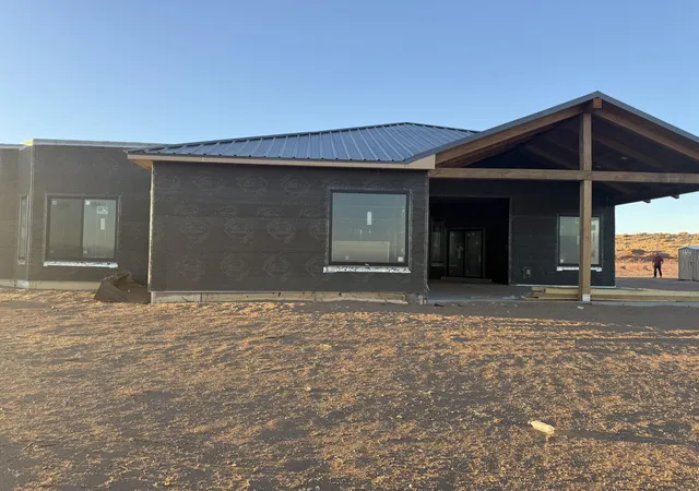 Photo 2 of Sale Pending at 4450 24th Avenue Ne, Rio Rancho, NM 87144 | MLS# 1100106 | Listing updated on 2026-09-08