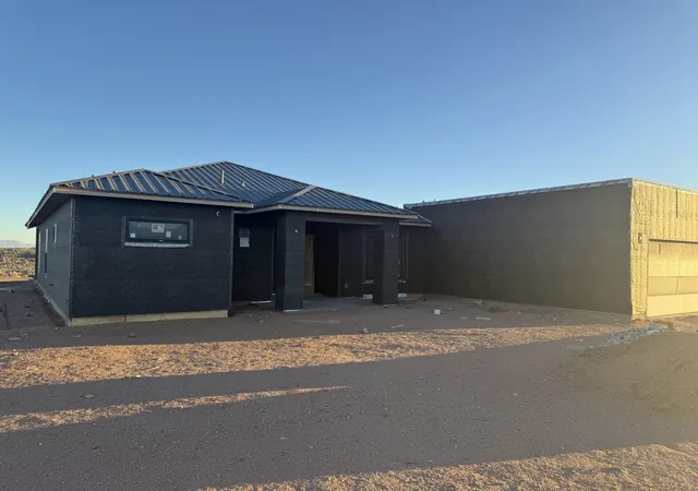 Photo 3 of Sale Pending at 4450 24th Avenue NE, Rio Rancho, NM 87144 | MLS# 1100106 | Listing updated on 2026-09-08