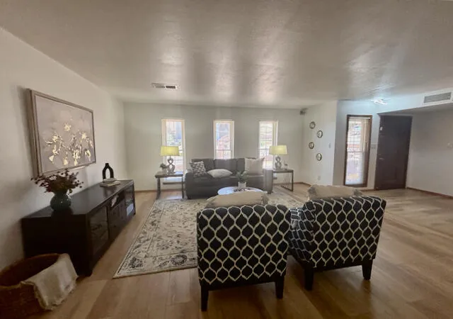 Photo 4 of Single family home for sale at 13540 Cedarbrook Ave NE, Albuquerque, NM 87111 | MLS# 1100139 | Listing updated on 2026-09-24
