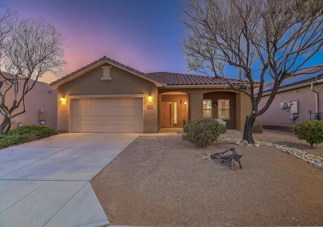 Photo 1 of Single family home for sale at 929 Evening Primrose Ln, Bernalillo, NM 87004 | MLS# 1100645 | Listing updated on 2026-09-21