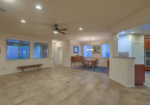 Photo 4 of Single family home for sale at 929 Evening Primrose Ln, Bernalillo, NM 87004 | MLS# 1100645 | Listing updated on 2026-09-21