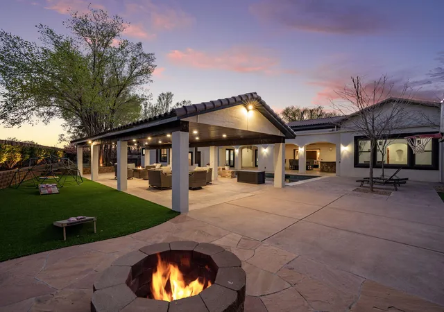 Photo 3 of Sale Pending at 420 Calle Conejo Ln, Corrales, NM 87048 | MLS# 1100696 | Listing updated on 2026-10-06