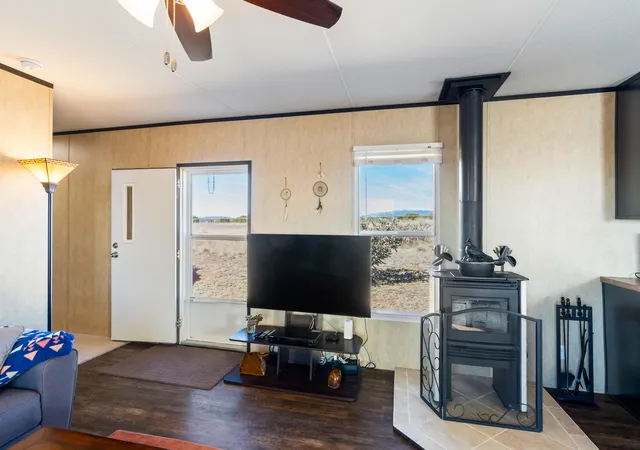 Photo 4 of Manufactured home for sale at 78 Drake Rd, Edgewood, NM 87015 | MLS# 1101051 | Listing updated on 2026-09-03