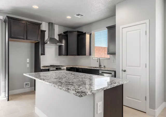 Photo 3 of Townhouse for sale at 3652 Queen Ct NE, Rio Rancho, NM 87144 | MLS# 1101091 | Listing updated on 2026-09-26