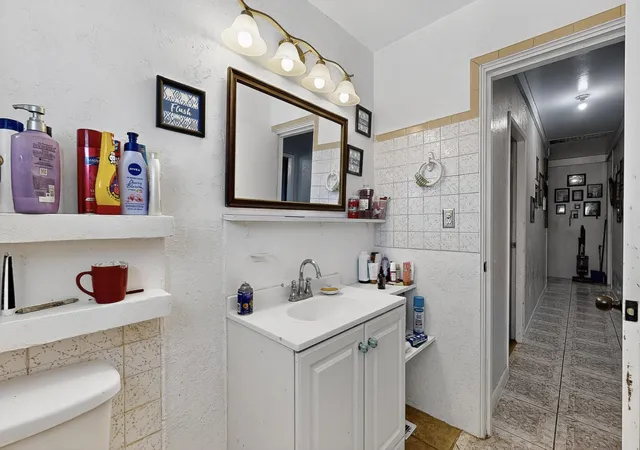 Photo 4 of Single family home for sale at 1604 Juan Perea Rd, Los Lunas, NM 87031 | MLS# 1101420 | Listing updated on 2026-08-31