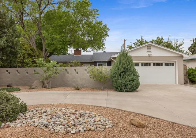 Photo 2 of Single family home for sale at 1513 Dartmouth Dr Ne, Albuquerque, NM 87106 | MLS# 1101688 | Listing updated on 2026-09-13