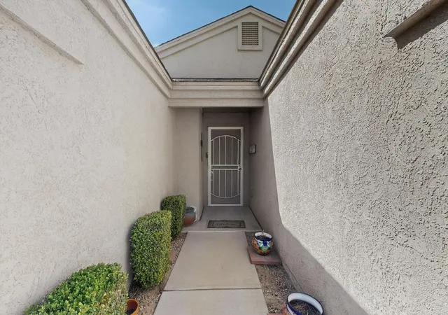 Photo 4 of Sale Pending at 2601 Scarlet Sage Rd SW, Los Lunas, NM 87031 | MLS# 1101909 | Listing updated on 2026-09-17