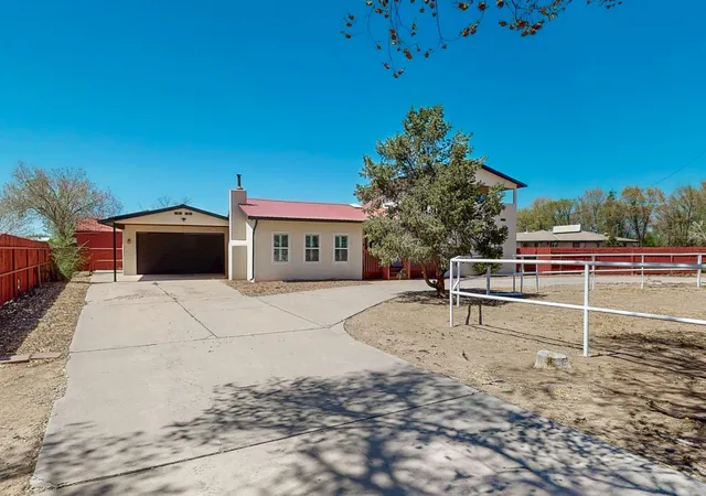 Photo 2 of Single family home for sale at 9207 Edith Blvd Ne, Albuquerque, NM 87113 | MLS# 1102076 | Listing updated on 2026-09-10
