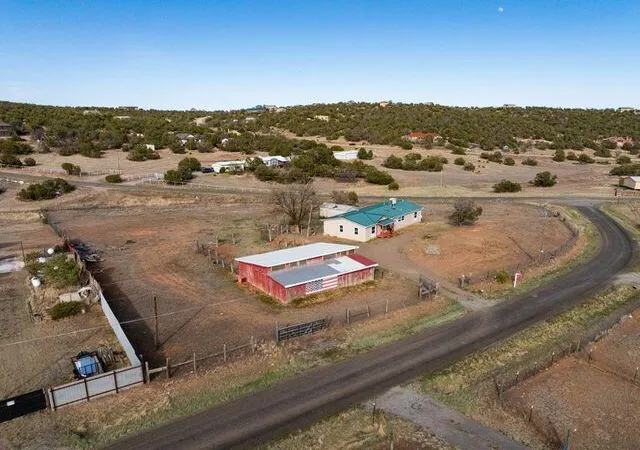 Photo 3 of Manufactured home for sale at 51 Peaceful Dr, Edgewood, NM 87015 | MLS# 1102158 | Listing updated on 2026-09-11