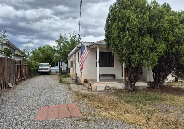 Photo 1 of Single family home for sale at 320 Montoya St Nw, Albuquerque, NM 87104 | MLS# 1101549 | Listing updated on 2026-09-11