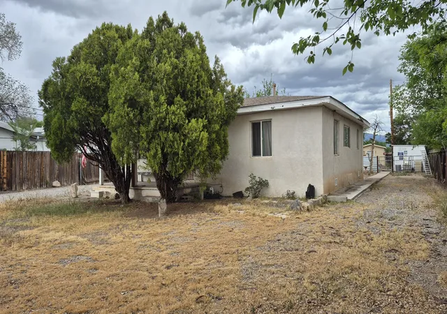 Photo 2 of Single family home for sale at 320 Montoya St Nw, Albuquerque, NM 87104 | MLS# 1101549 | Listing updated on 2026-09-11