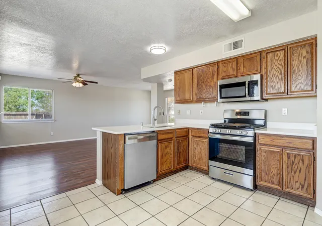 Photo 2 of Sale Pending at 11 Apache Plume Rd, Los Lunas, NM 87031 | MLS# 1102388 | Listing updated on 2026-09-24