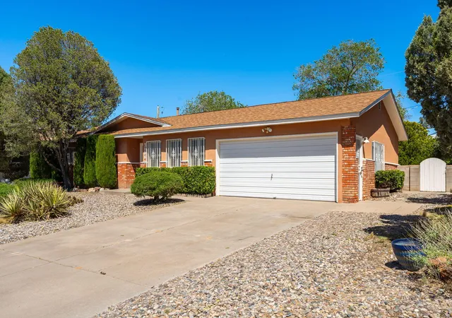 Photo 2 of Single family home for sale at 3808 General Bradley St Ne, Albuquerque, NM 87111 | MLS# 1102640 | Listing updated on 2026-09-02