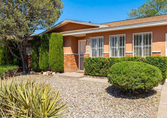Photo 3 of Single family home for sale at 3808 General Bradley St Ne, Albuquerque, NM 87111 | MLS# 1102640 | Listing updated on 2026-09-02