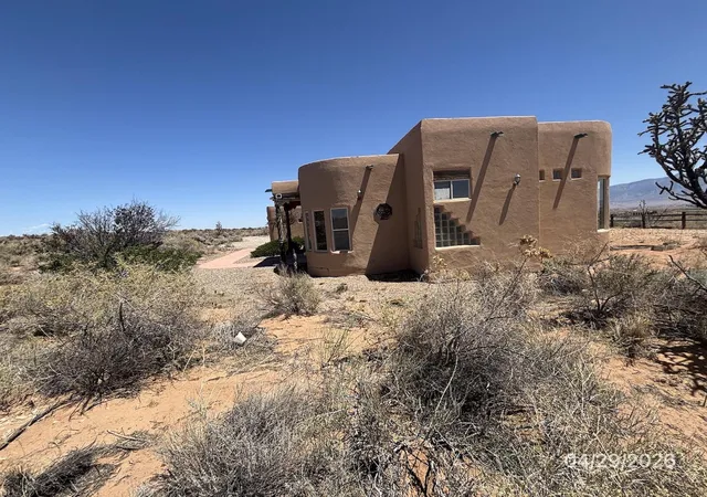 Photo 3 of Single family home for sale at 2010 Desert Ave Ne, Rio Rancho, NM 87144 | MLS# 1102775 | Listing updated on 2026-09-21