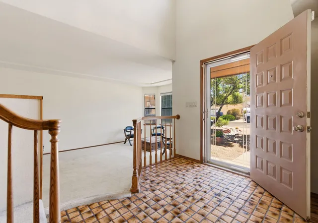 Photo 4 of Single family home for sale at 6009 Azuelo Ave NW, Albuquerque, NM 87120 | MLS# 1102844 | Listing updated on 2026-09-11