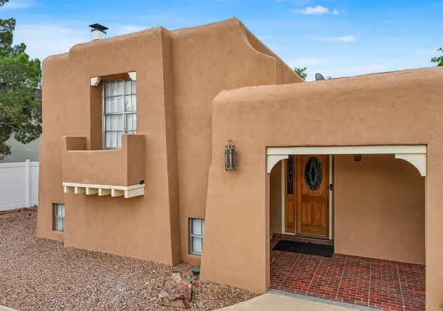 Photo 4 of Single family home for sale at 3606 Saint Andrews Dr SE, Rio Rancho, NM 87124 | MLS# 1102905 | Listing updated on 2026-09-08