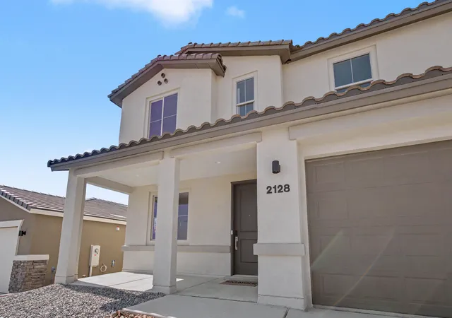 Photo 3 of Sale Pending at 2128 Viviane Loop Ne, Rio Rancho, NM 87144 | MLS# 1102932 | Listing updated on 2026-08-31