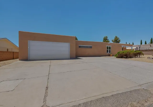 Photo 3 of Single family home for sale at 2102 Virgin Wood Rd Se, Rio Rancho, NM 87124 | MLS# 1102965 | Listing updated on 2026-08-30